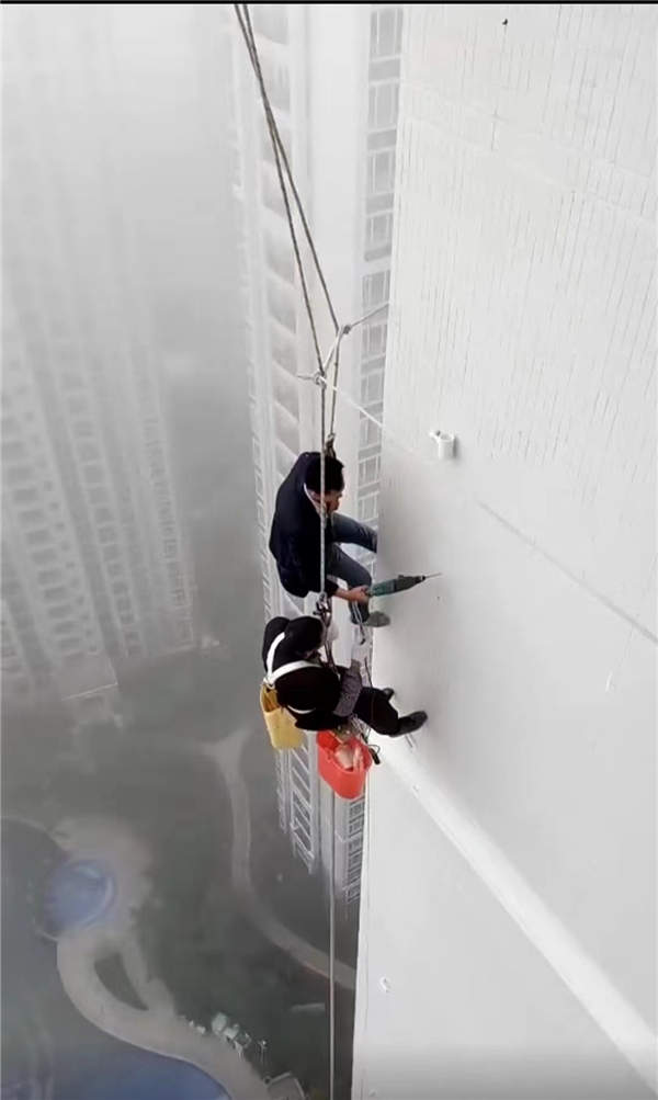 �ܵ����b���S��